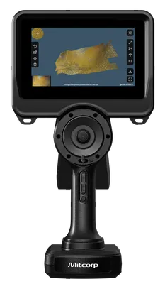 Detalle de la pantalla del Cypher X3000 mostrando resultados e imágenes capturadas durante una inspección con videoscopía industrial